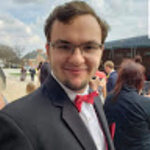 Meet your Posher, Alex